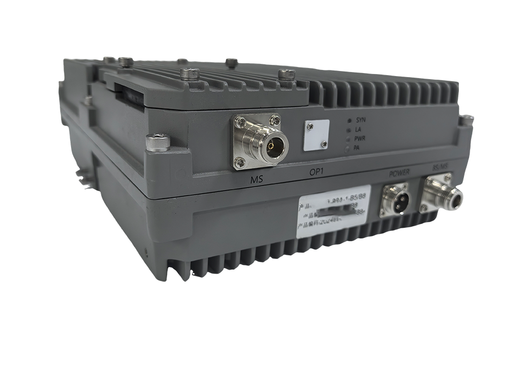  蒋湖农场三频手机信号接收器2000㎡